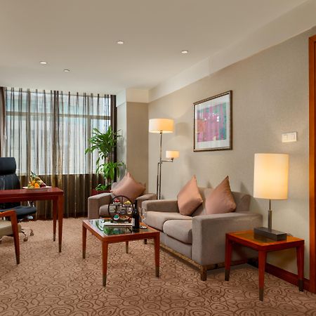 Dekin Hotel Chongqing Jiefangbei Exteriör bild